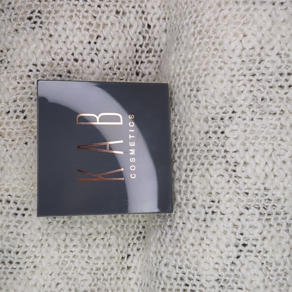 KAB Eyeshadow Quad in Plum Fairy - Picture 10 of 11